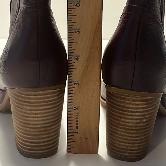 Timberland Earthkeepers Burgundy Colored Heeled Waterproof Boots, Size 10, NWOT - Picture 7 of 15